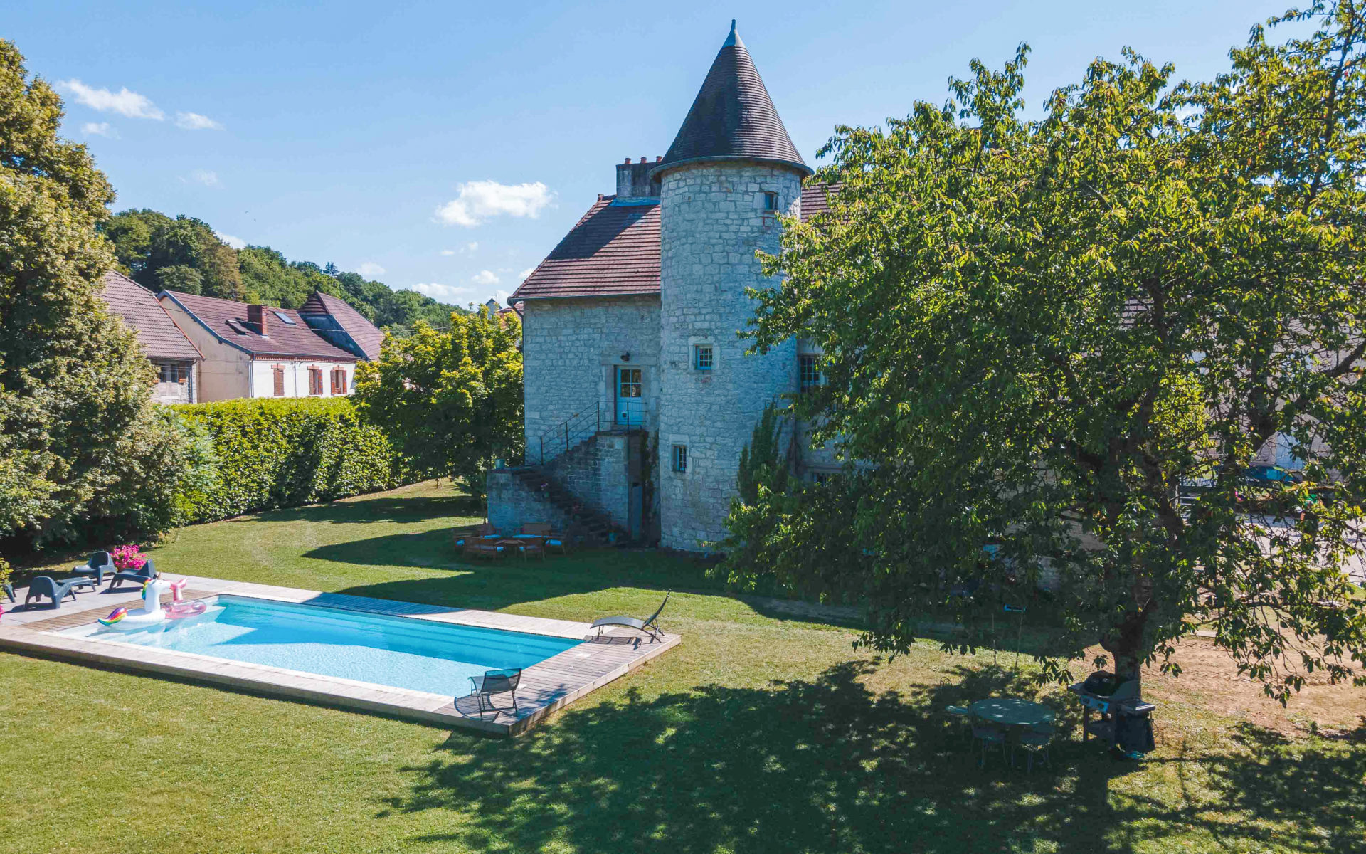 Château à vendre - FRAISANS - Agence immobilière Arrière-Cour - Spécialiste en immobilier de prestige et de caractère dans le Jura