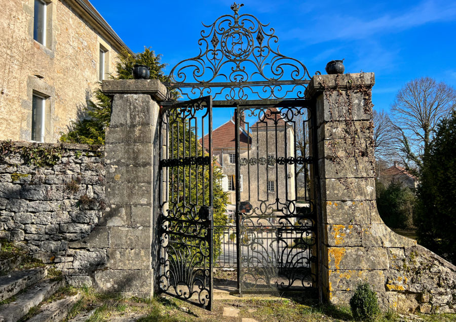 Château à vendre - VAITE - Agence immobilière Arrière-Cour - Spécialiste en immobilier de prestige et de caractère en Haute-Saône