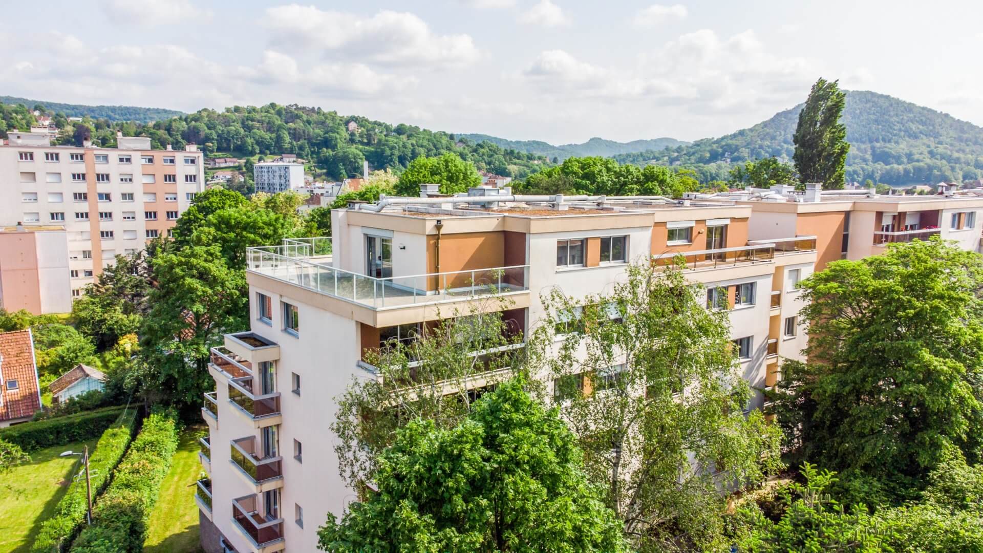 Appartement à vendre à Besançon - Agence immobilière Arrière-Cour - Spécialiste en immobilier de prestige et de caractère dans le Doubs