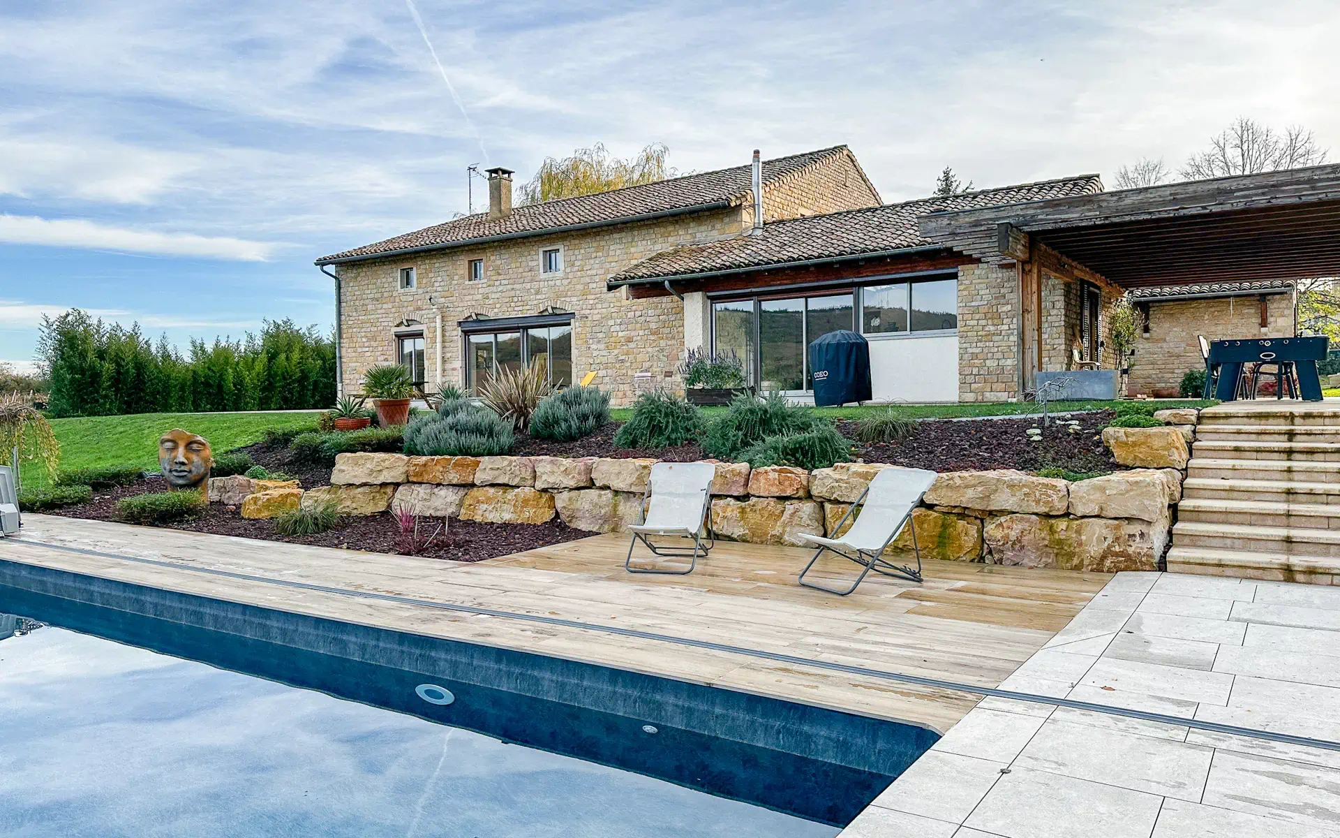 Villa avec piscine Mâcon - Arrière-Cour agence immobilière de prestige et de caractère en Saône-et-Loire - Arrière-Cour