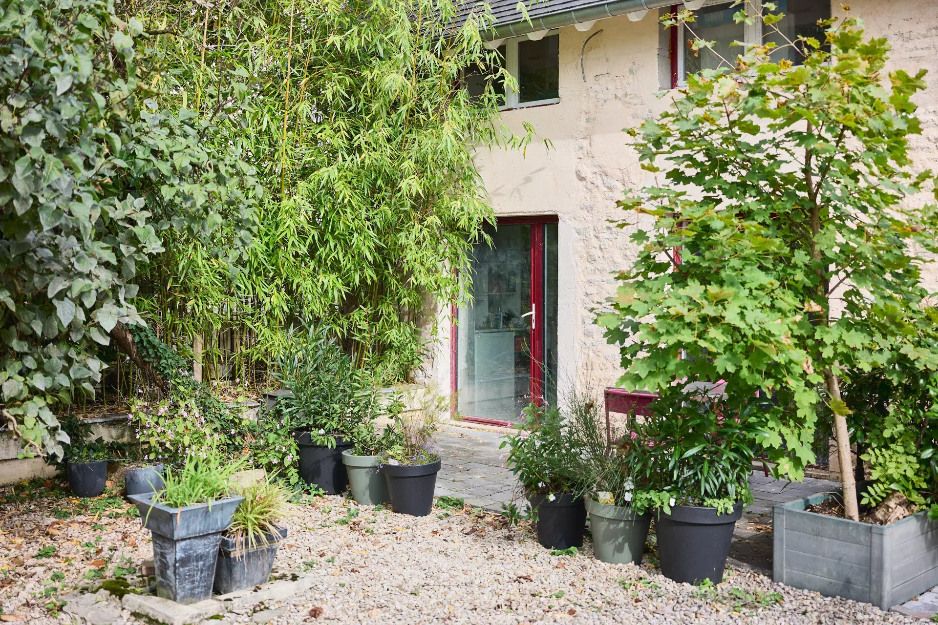 Maison indépendante en annexe de la Maison de maître à Besançon à vendre - Arrière-Cour, agence immobilière spécialisée en Bourgogne Franche-Comté