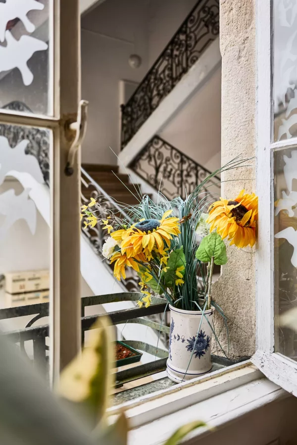 Cage d'escalier de l'appartement Haussmannien à Dole à vendre - Arrière-Cour, agence immobilière spécialisée à Dole