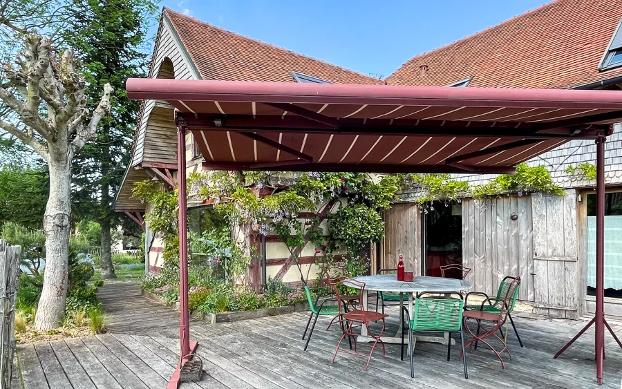 Terrasse de la Maison de charme à Lusigny-sur-Barse à vendre - Arrière-Cour, agence immobilière spécialisée dans l'Aube