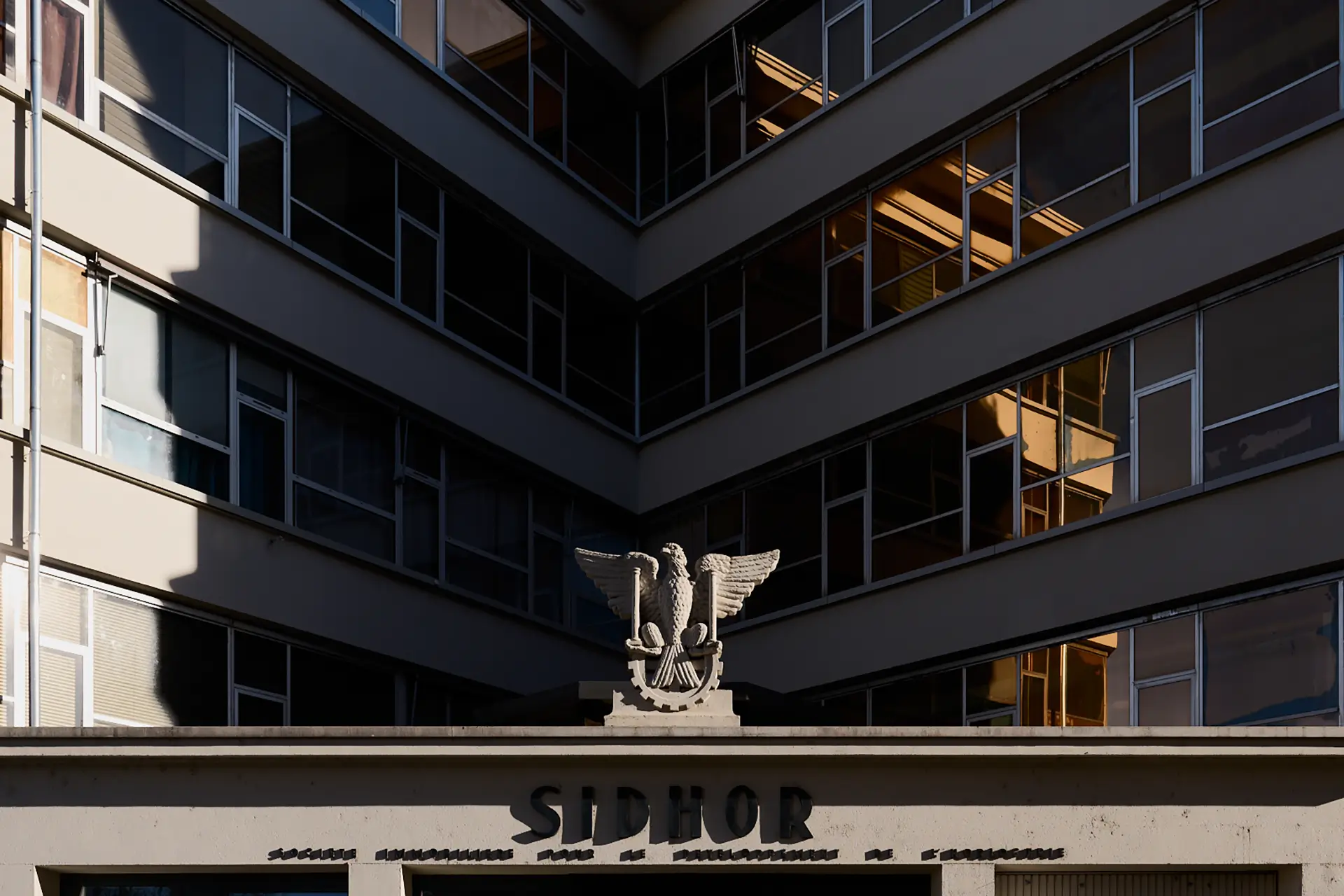 Immeuble dans l'appartement à Besançon à vendre - Arrière-Cour, agence immobilière spécialisée dans le Doubs
