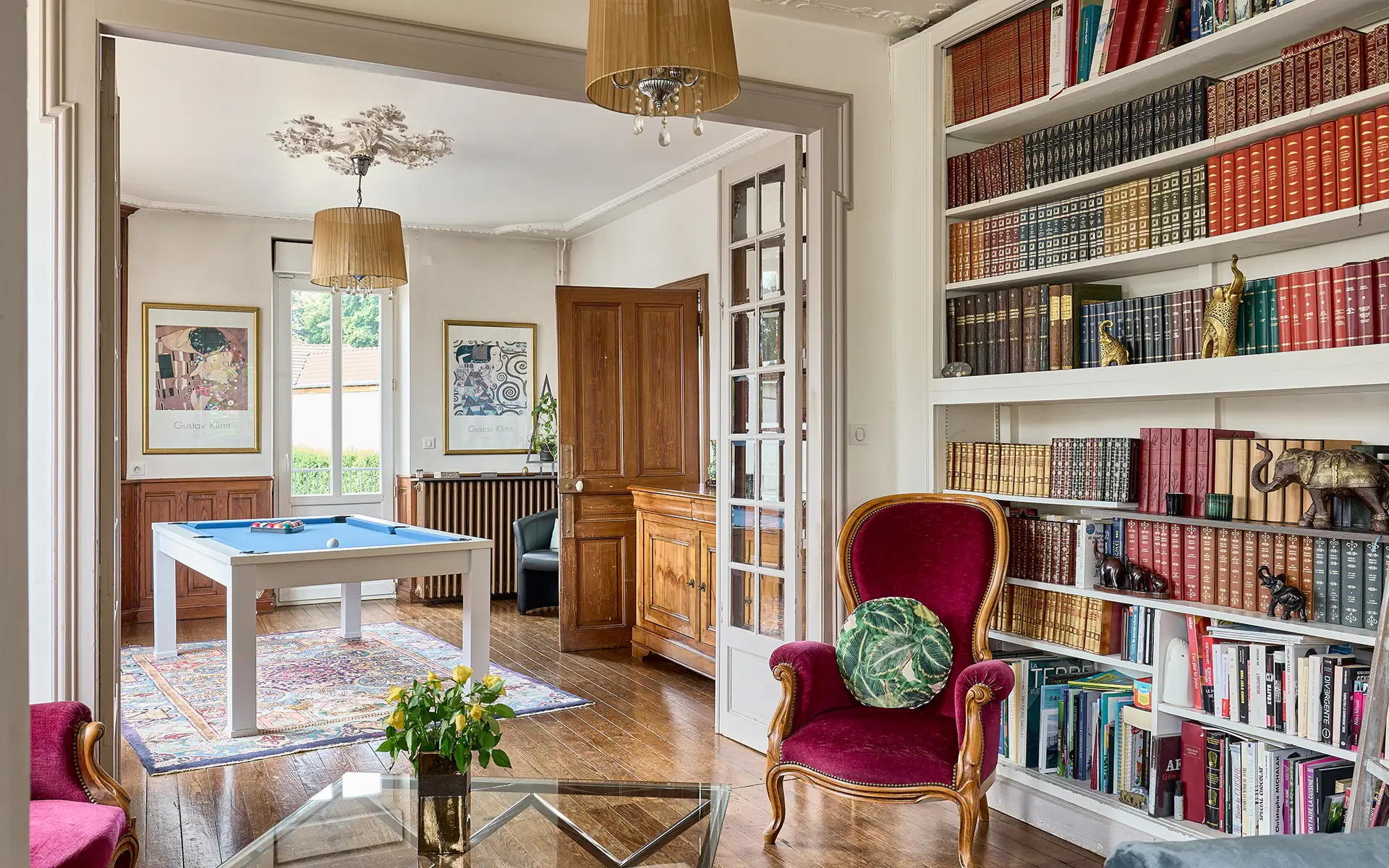 Billard de la maison de maître à Fougerolles à vendre - Arrière-Cour, agence immobilière spécialisée en Haute-Saône