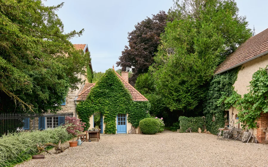 Dépendance de la maison ancienne à Igny à vendre - Arrière-Cour, agence immobilière spécialisée en Haute-Saône