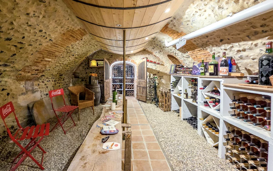 Cave de la maison de village avec grange rénovée dans l'Oise à vendre - Arrière-Cour, agence immobilière spécialisée dans l'Oise