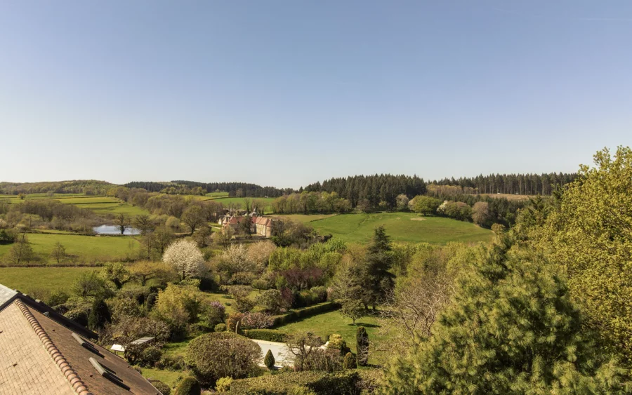 Maisons de campagne au coeur du Morvan à vendre - Arrière-Cour, agence immobilière spécialisée dans la Nièvre