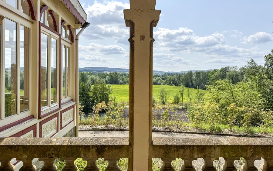 Vue depuis la maison de maître proche Sedan à vendre - Arrière-Cour, agence immobilière spécialisée dans les Ardennes