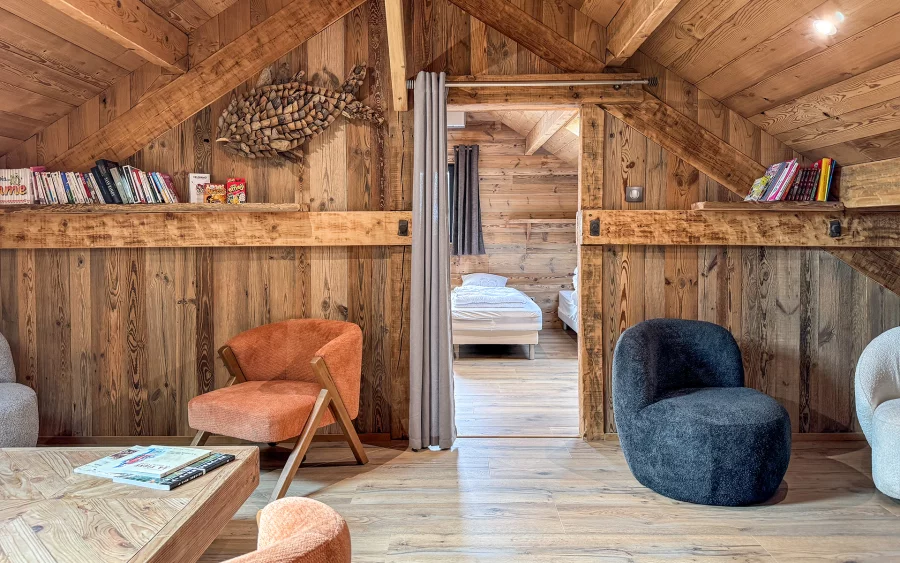 Chambres de l'étang avec maison et gîtes proche de Lure à vendre - Arrière-Cour, agence immobilière spécialisée à Besançon