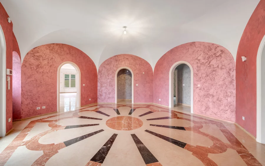 Séjour de la villa de caractère avec parc paysager à Gex à vendre - Arrière-Cour, agence immobilière spécialisée dans le Pays de Gex