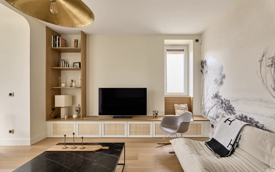 Salon de la maison de ville aux Chaprais à Besançon à vendre - Arrière-Cour, agence immobilière spécialisée dans le Doubs