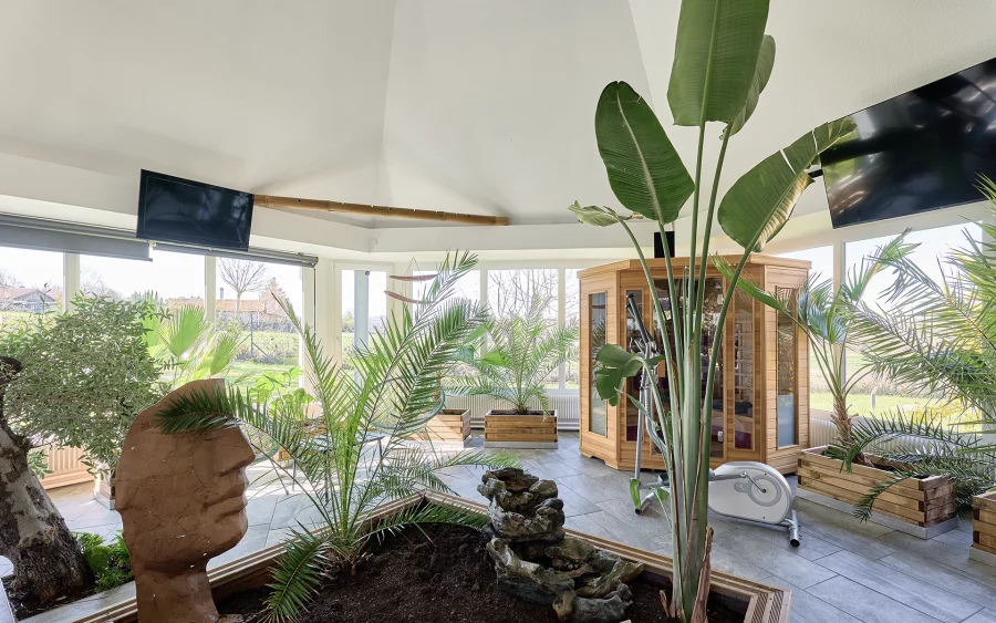 Salle de sport de la propriété atypique avec piscine intérieure et grands volumes proche Épinal à vendre - Arrière-Cour, agence immobilière spécialisée en les Vosges