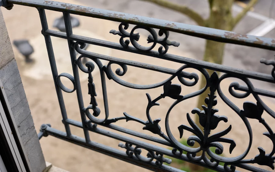 Détail de l'appartement de caractère aux Chaprais à vendre - Arrière-Cour, agence immobilière spécialisée dans le Doubs