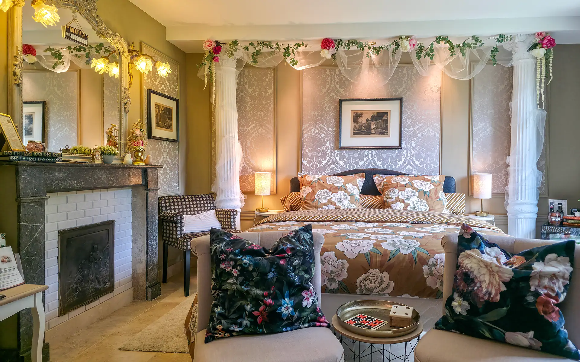 Chambre du manoir de caractère en Haute-Marne à vendre - Arrière-Cour, agence immobilière spécialisée dans la Haute-Marne