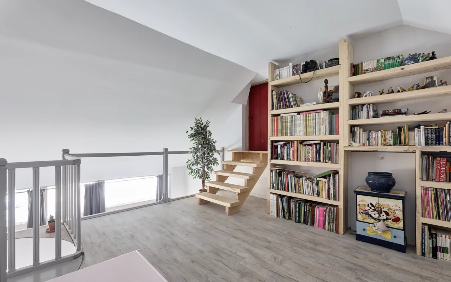 Mezzanine du domaine de caractère en Haute-Saône à vendre - Arrière-Cour, agence immobilière spécialisée en Haute-Saône