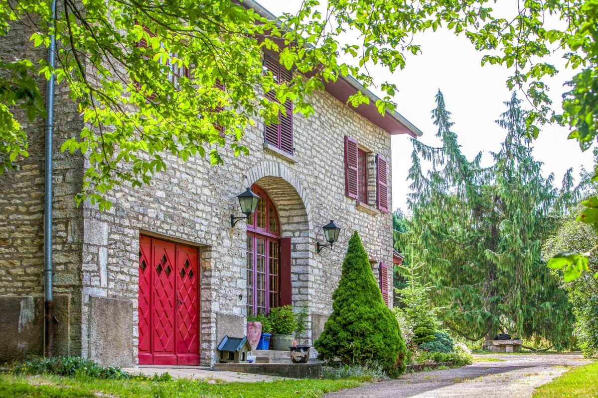 Vente Ancien domaine agricole Rioz - Arrière-Cour agence immobilière de prestige et de caractère en Haute-Saône