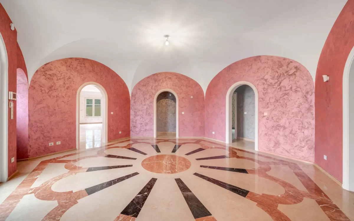 Séjour de la villa de caractère avec parc paysager à Gex à vendre - Arrière-Cour, agence immobilière spécialisée dans le Pays de Gex